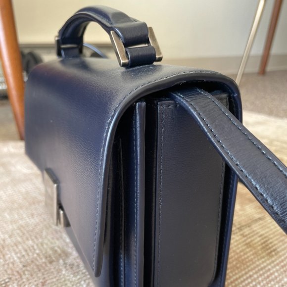 Yves Saint Laurent medium Bellechasse crossbody / Deep Marine YSL PLB482051-1217 - Picture 7 of 16